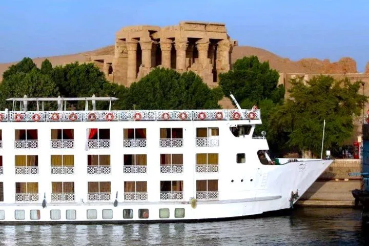 ¿Dónde salen cruceros Nilo?