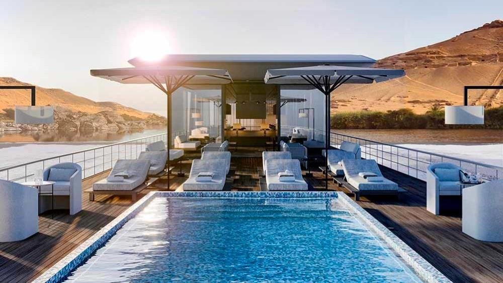 Cubierta de un crucero lujoso por el Nilo