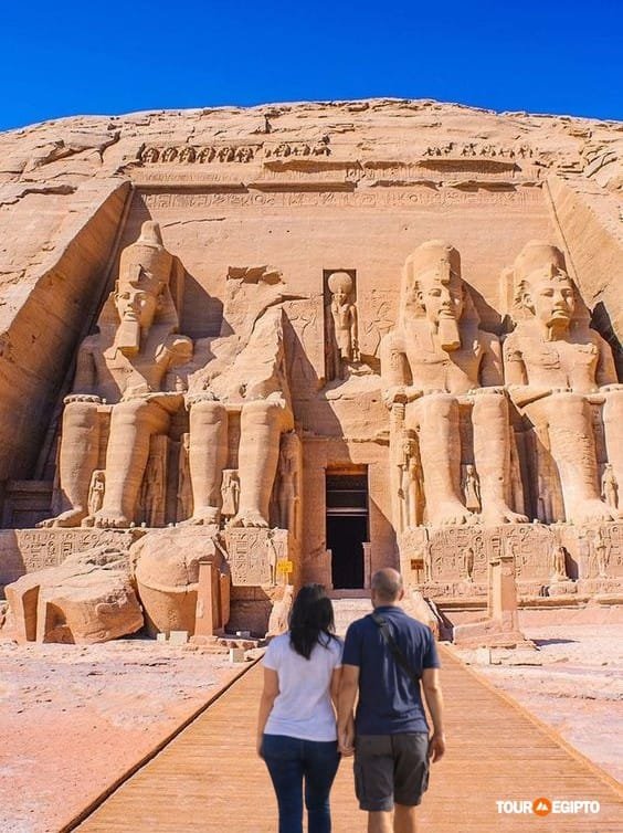 touregipto.com en el tour privado de Civitatis por Abu Simbel